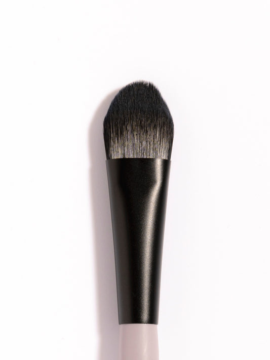 Untitled No 1 Jo Leversuch detailed makeup brush with synthetic hair