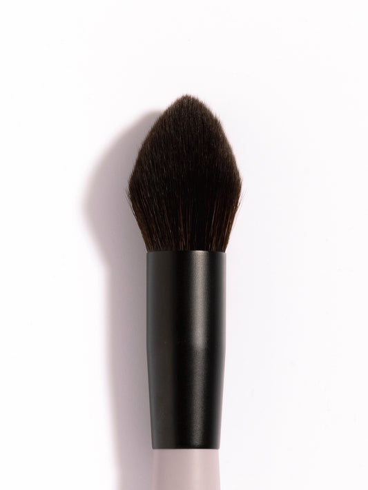 Untitled No 1 Jo Leversuch full powder makeup brush with synthetic hair
