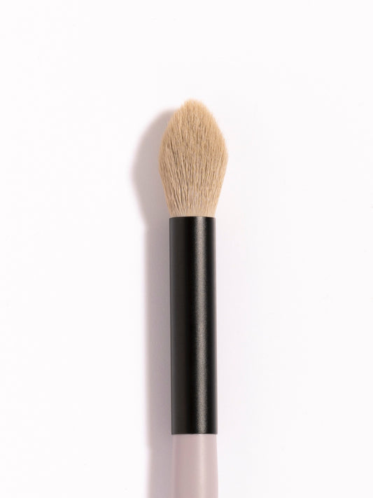 Untitled No 1 Jo Leversuch multi use powder makeup brush with synthetic hair