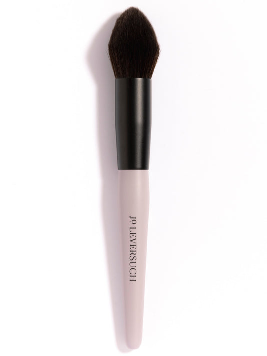 Untitled No 1 Jo Leversuch full powder makeup brush with synthetic hair 
